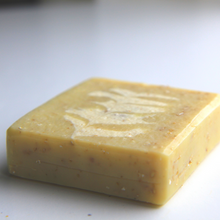 Charger l'image dans la galerie, Savon Avoine et Miel