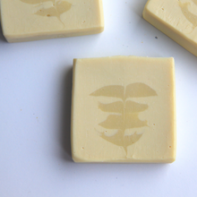 Charger l'image dans la galerie, Savon au lait de chèvre